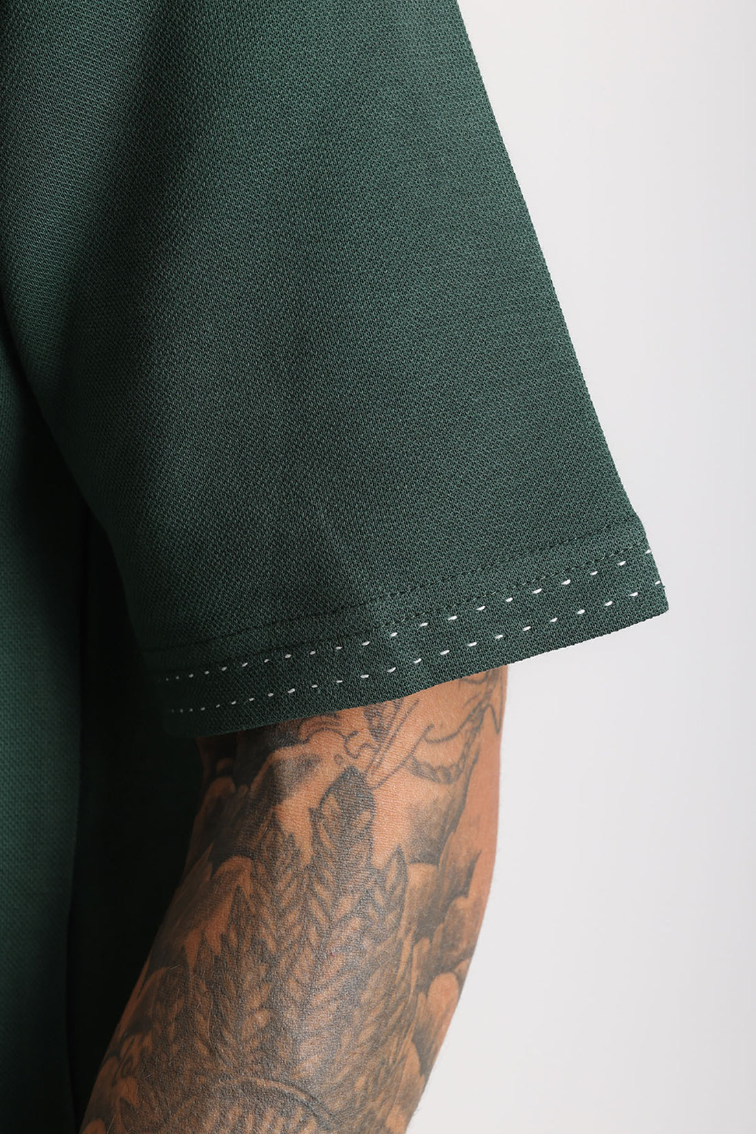 Yaka ve Kol Dikiş Detaylı Double Pike Kumaş Loose Fit Erkek Polo Yaka Tişört