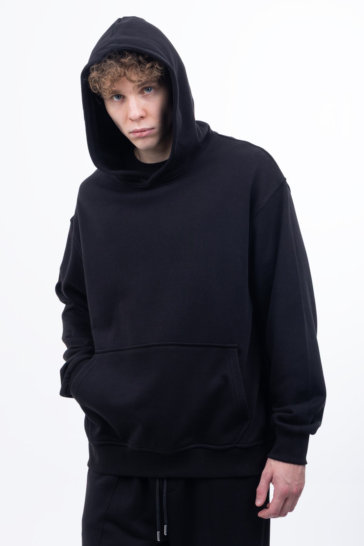 3 iplik Şardonsuz %100 Pamuk Over Fit Kapüşonlu Kanguru Cepli Sweatshirt - Siyah