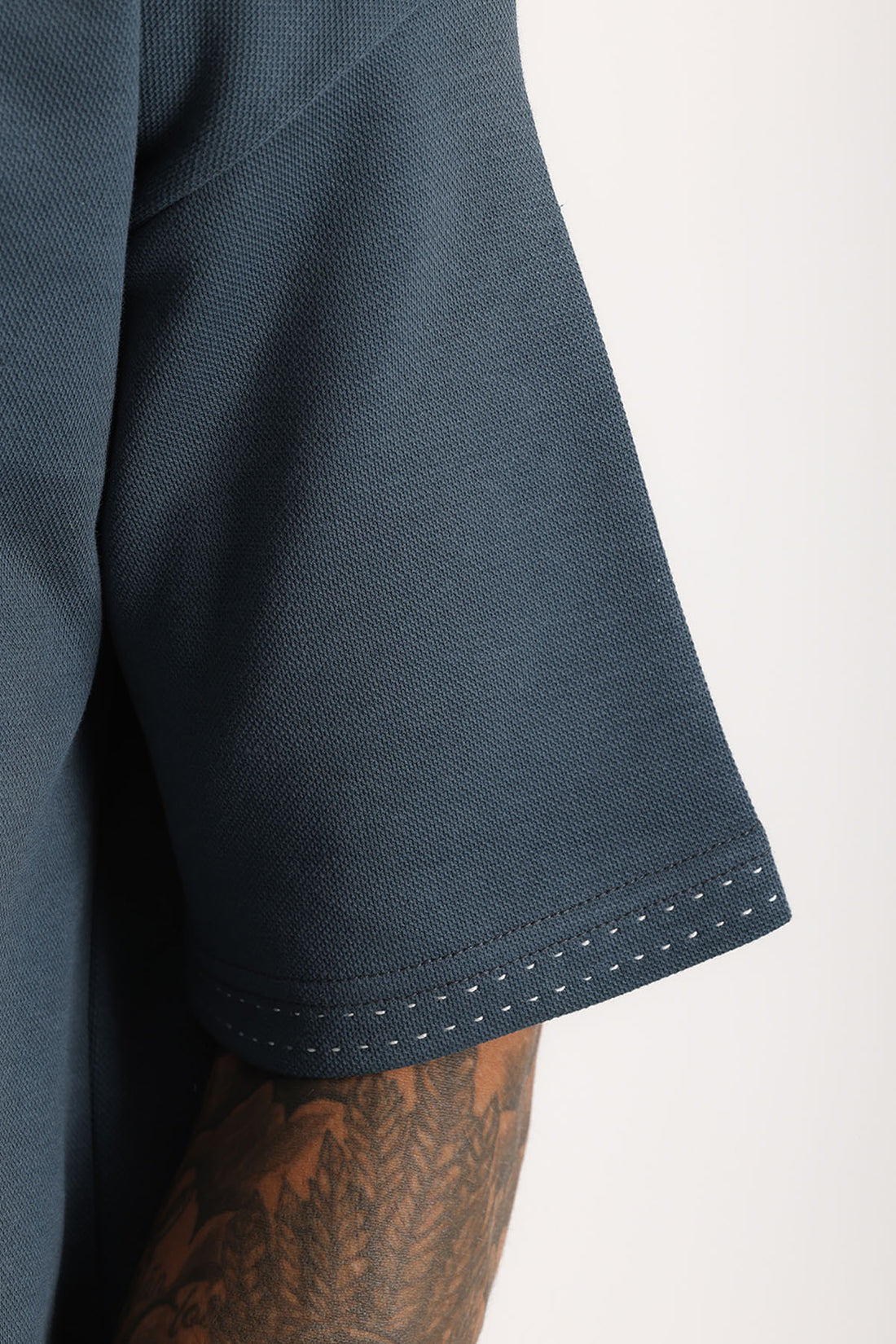 Yaka ve Kol Dikiş Detaylı Double Pike Kumaş Loose Fit Erkek Polo Yaka Tişört
