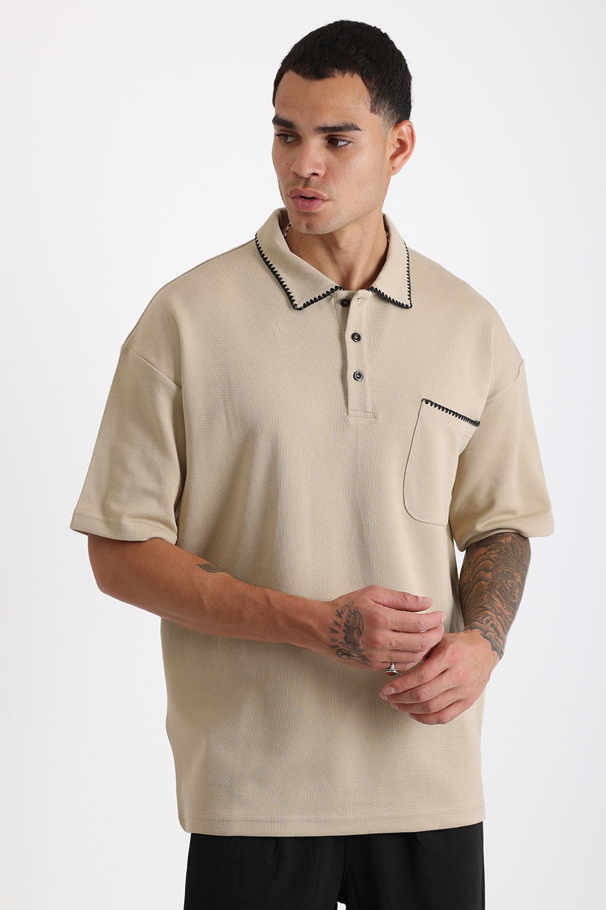 Yaka ve Cep Çoban Dikiş Detaylı Double Pike Kumaş Loose Fit Erkek Polo Yaka Tişört | Renk: Bej