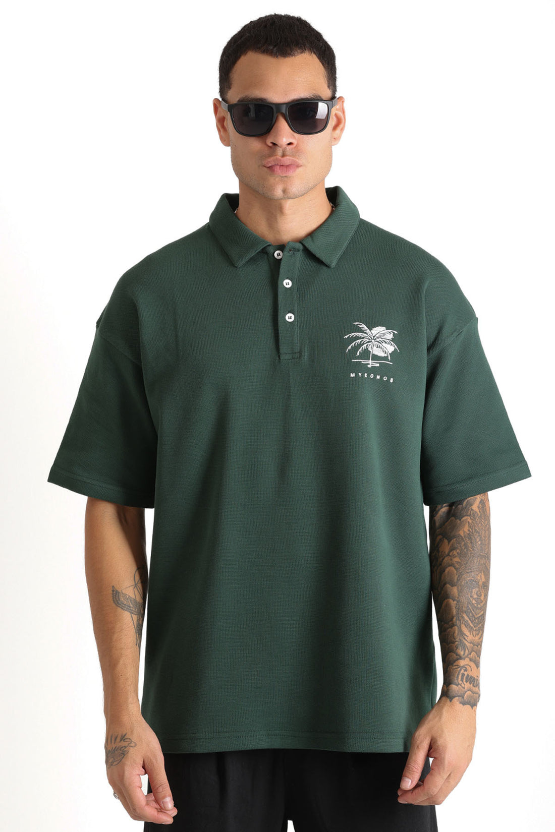 Göğüs MYKONOS Nakış Detaylı Double Pike Kumaş Loose Fit Erkek Polo Yaka Tişört
