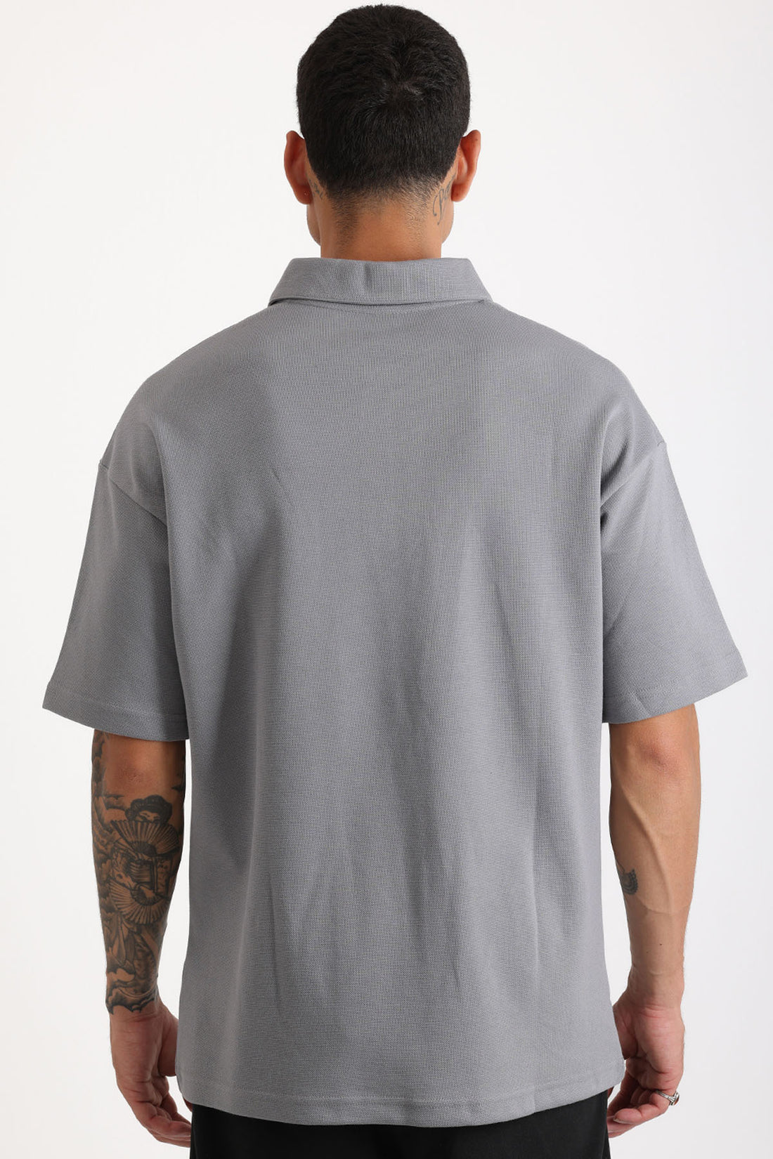 Göğüs MYKONOS Nakış Detaylı Double Pike Kumaş Loose Fit Erkek Polo Yaka Tişört