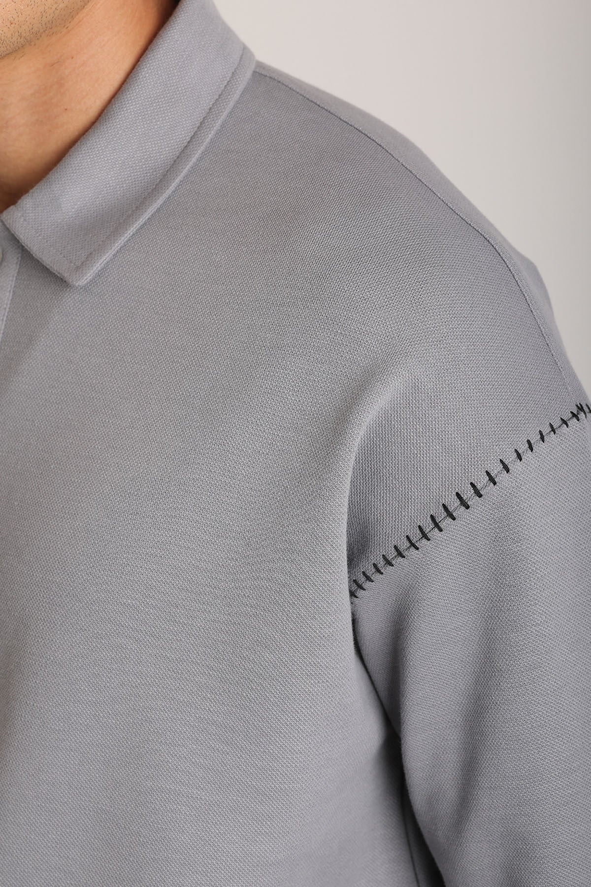 Omuz Çoban Dikiş Detaylı Double Pike Kumaş Loose Fit Erkek Polo Yaka Tişört | Renk: Gri