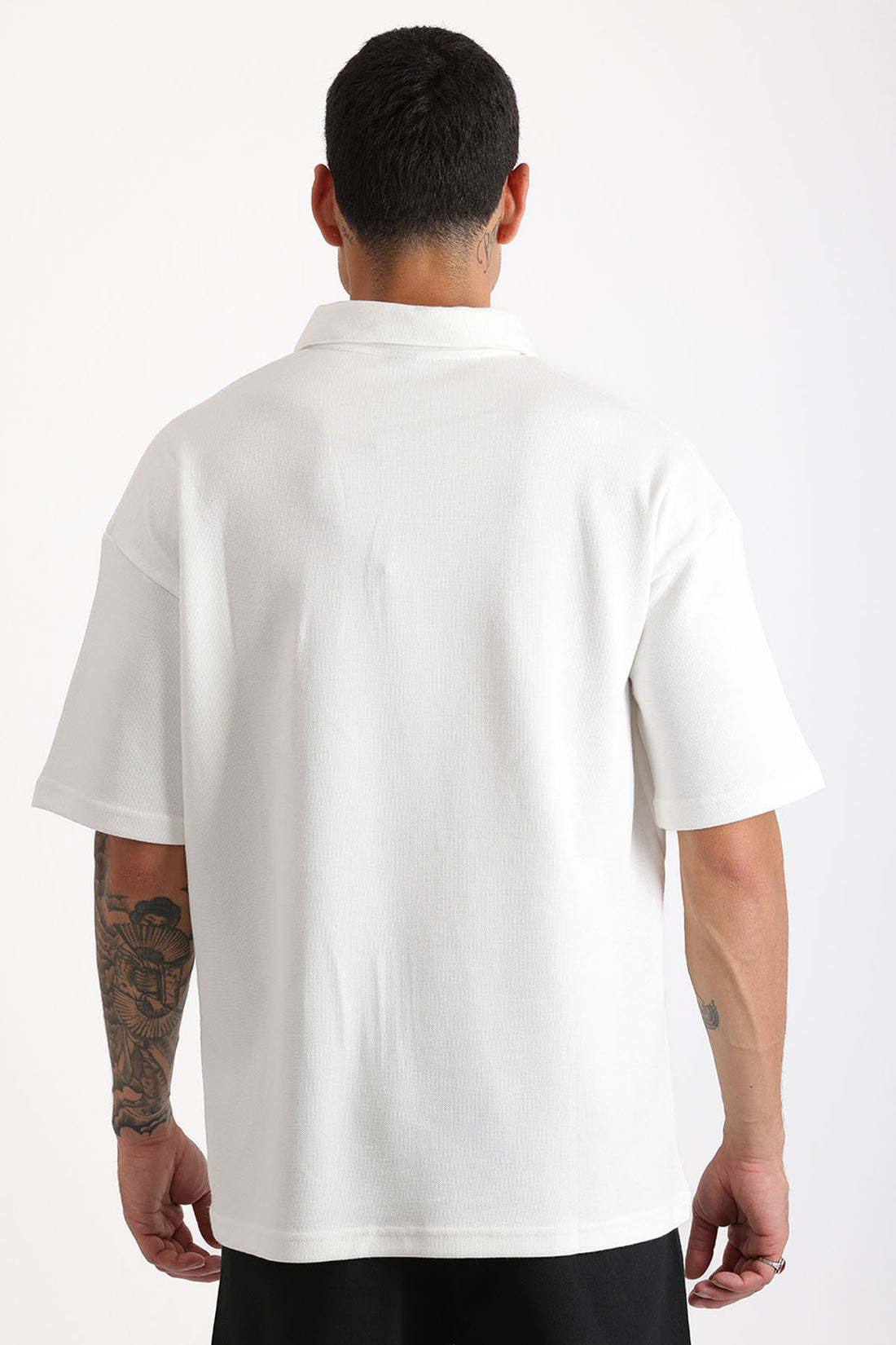 Göğüs MYKONOS Nakış Detaylı Double Pike Kumaş Loose Fit Erkek Polo Yaka Tişört