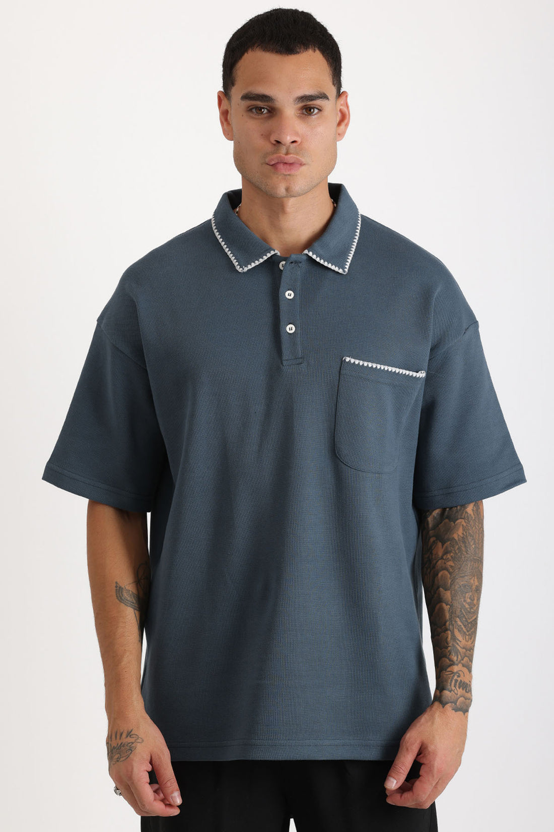 Yaka ve Cep Çoban Dikiş Detaylı Double Pike Kumaş Loose Fit Erkek Polo Yaka Tişört